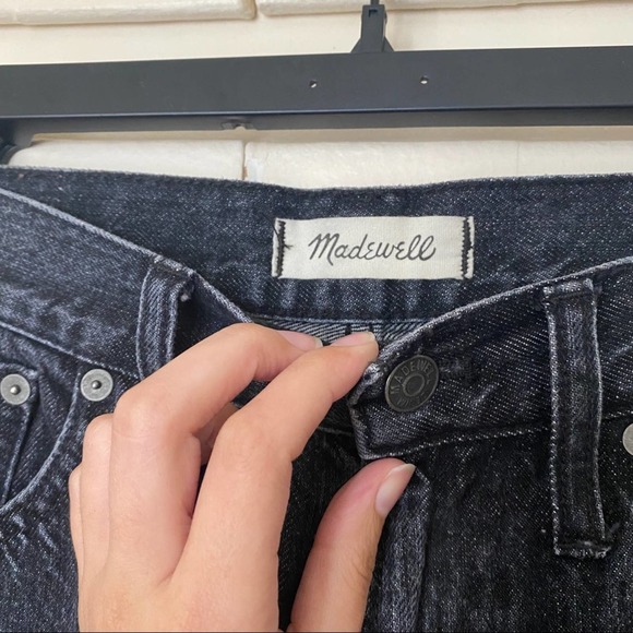 Madewell Perfect Vintage Jean in Roxstone Black Wash Knee-Rip Edition 28 - Picture 4 of 10